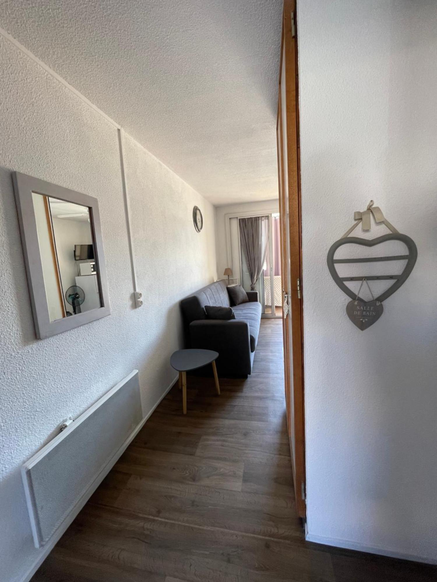 Parenthese Au Bord De L'Eau Apartment Port-la-Nouvelle Exterior photo